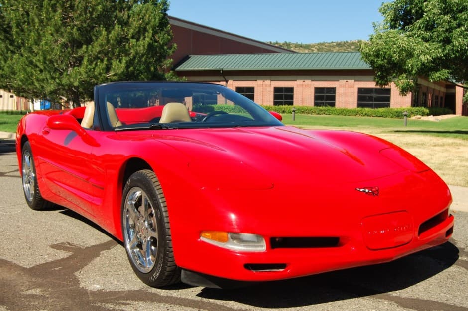 1999 Chevrolet Corvette C5 sold for $12,912