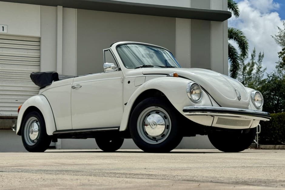 0 Volkswagen Super Beetle sold for $14,500