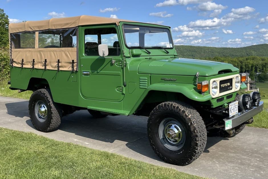 1983 Toyota Land Cruiser FJ40 sold for $64,500