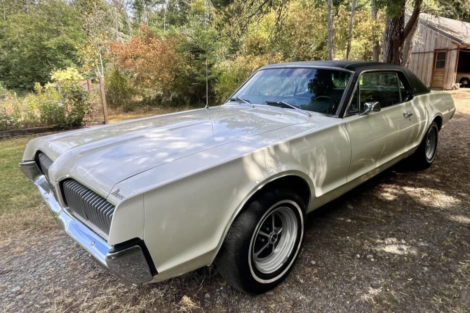 1967 Mercury Cougar sold for $25,842