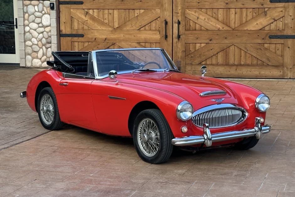 1963 Austin-Healey 3000 sold for $27,500