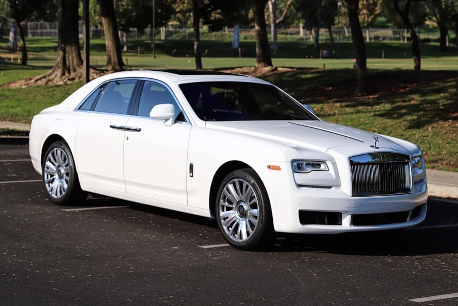2020 Rolls-Royce Ghost sold for $185,000
