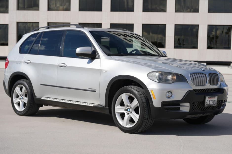 2010 BMW X5 sold for $12,150