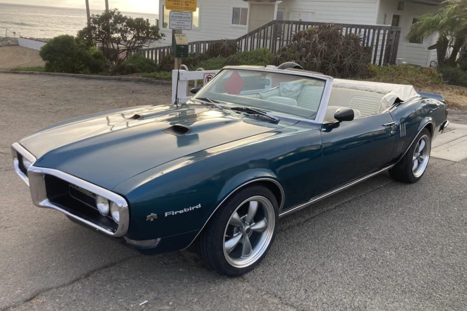 1968 Pontiac Firebird (1967-1969) sold for $33,500