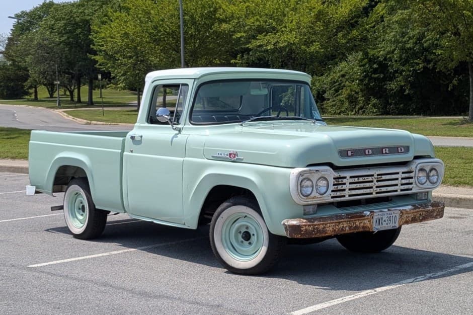 1959 Ford F-Series 1957-1960 sold for $9,400