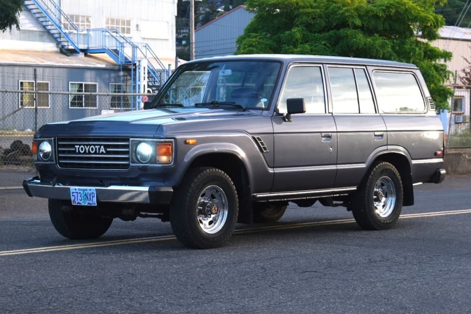 1985 Toyota Land Cruiser 60-Series sold for $25,250