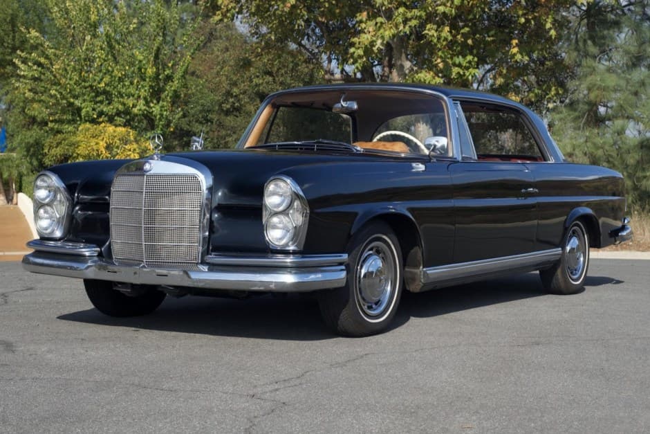 1961 Mercedes-Benz W111 Coupe & Cabriolet sold for $40,250