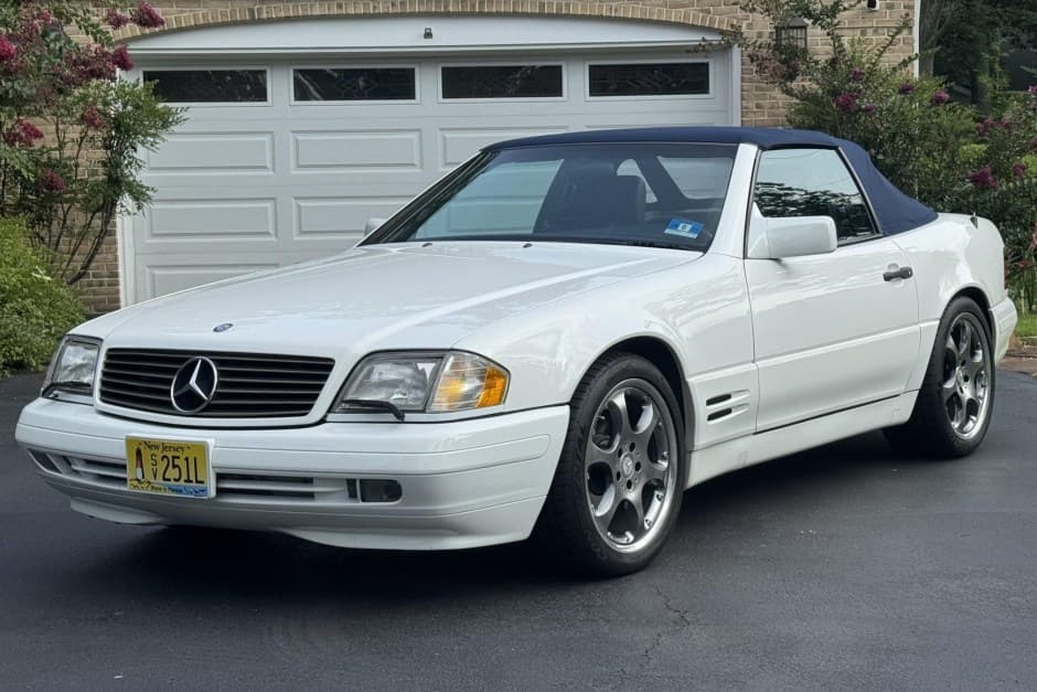 1996 Mercedes-Benz R129 SL sold for $15,250