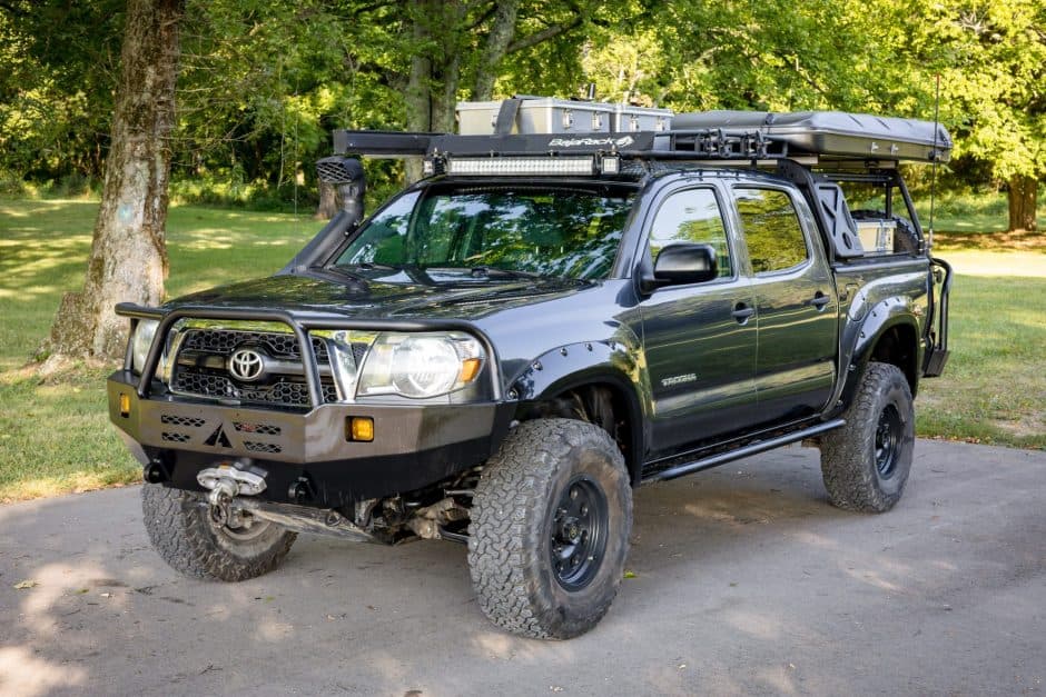 2011 Toyota Tacoma (N2X0 2005-2015) sold for $28,000