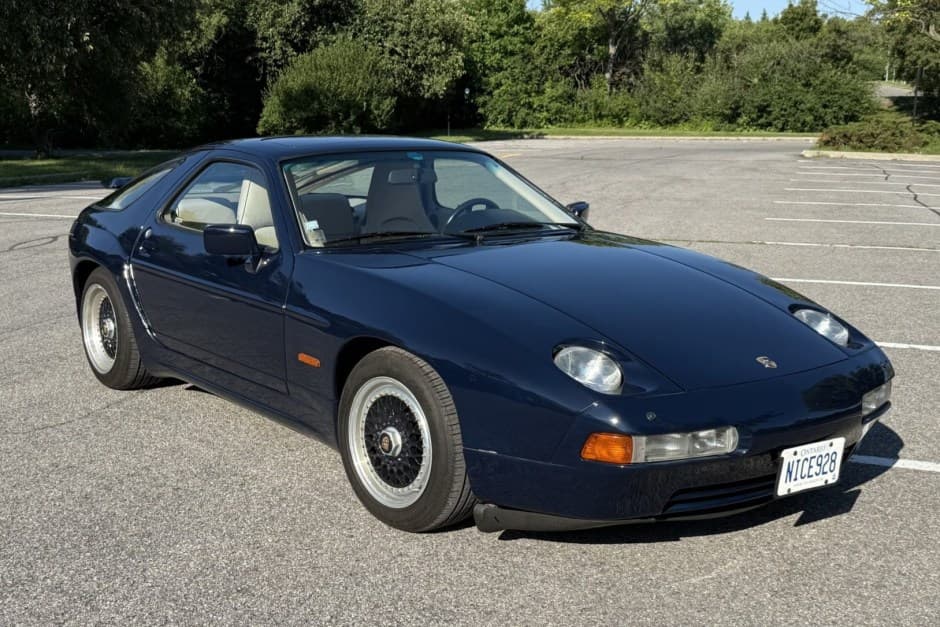 1987 Porsche 928 sold for $18,000