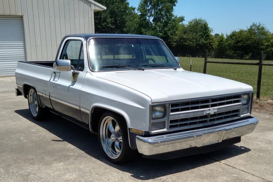 1986 Chevrolet C/K (1973-1991) sold for $17,250