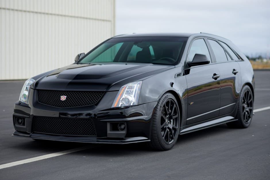 2013 Cadillac CTS & CTS-V sold for $68,500