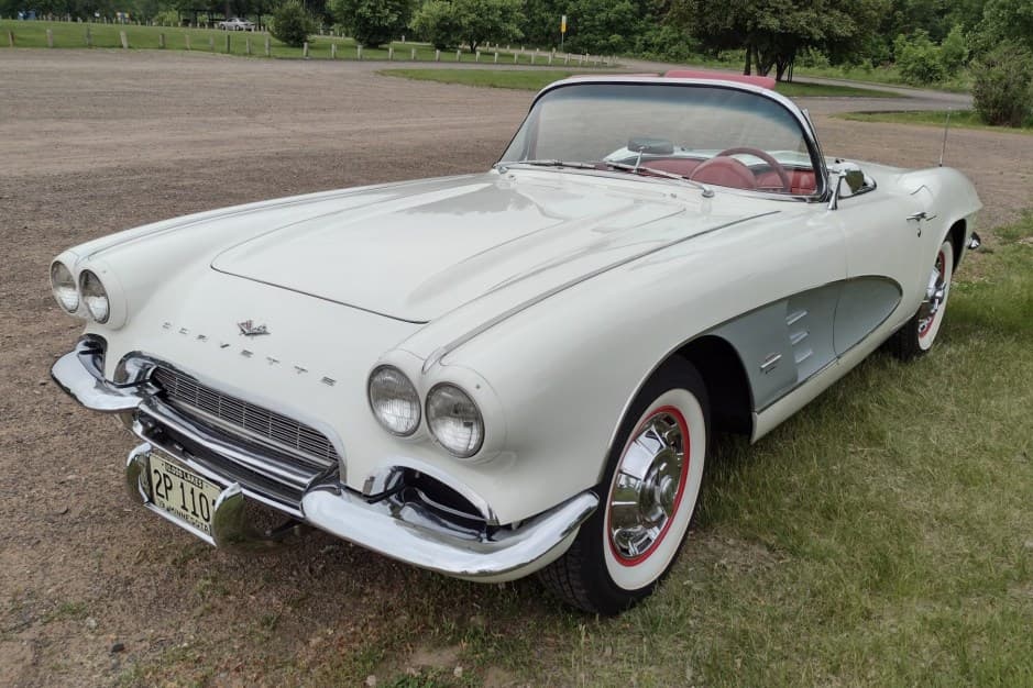 1961 Chevrolet Corvette C1 sold for $53,350
