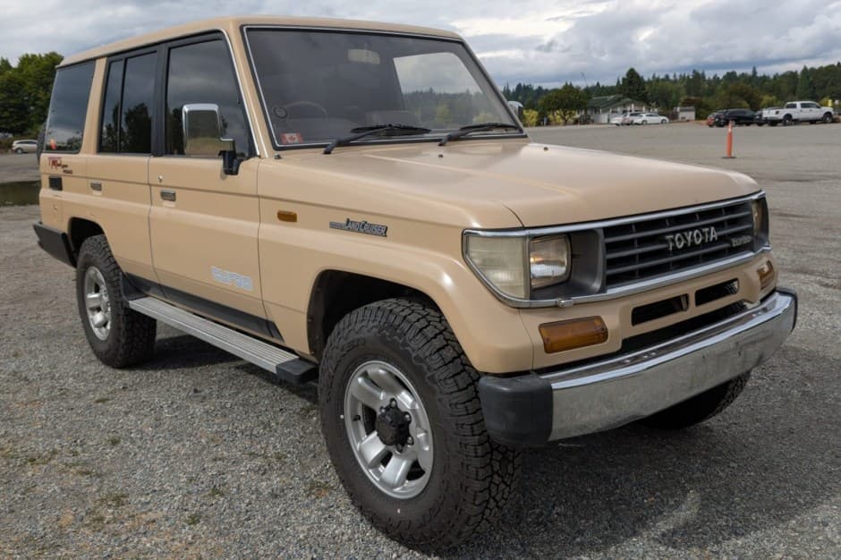 1991 Toyota Land Cruiser Prado 70-Series sold for $7,200