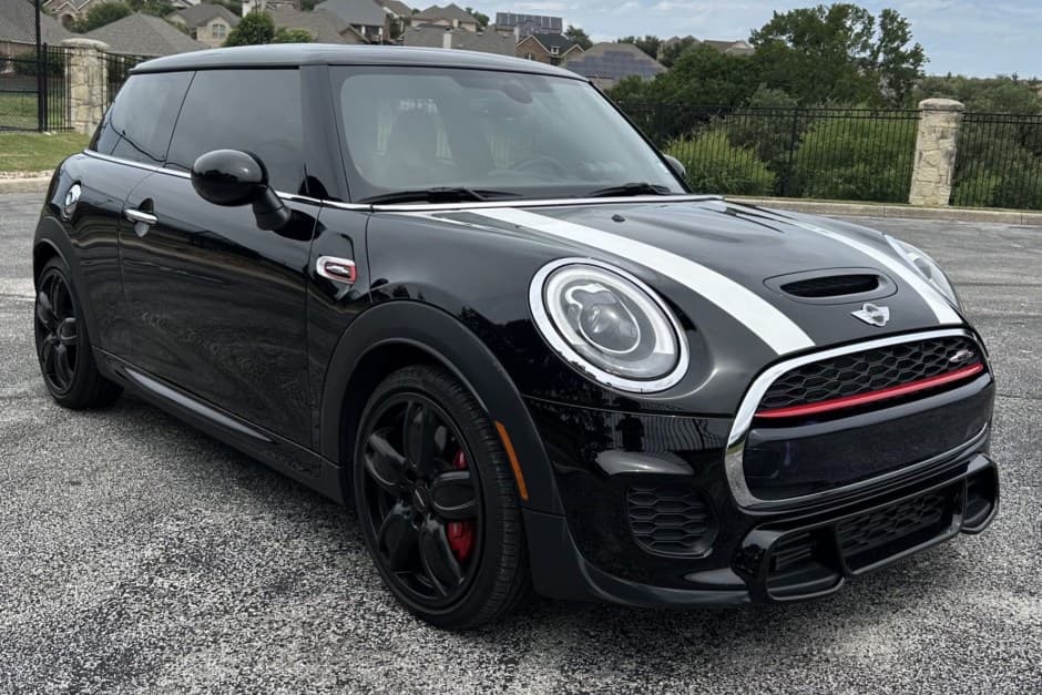 2017 Mini F55 & F56 Cooper, Cooper S, & John Cooper Works sold for $18,250