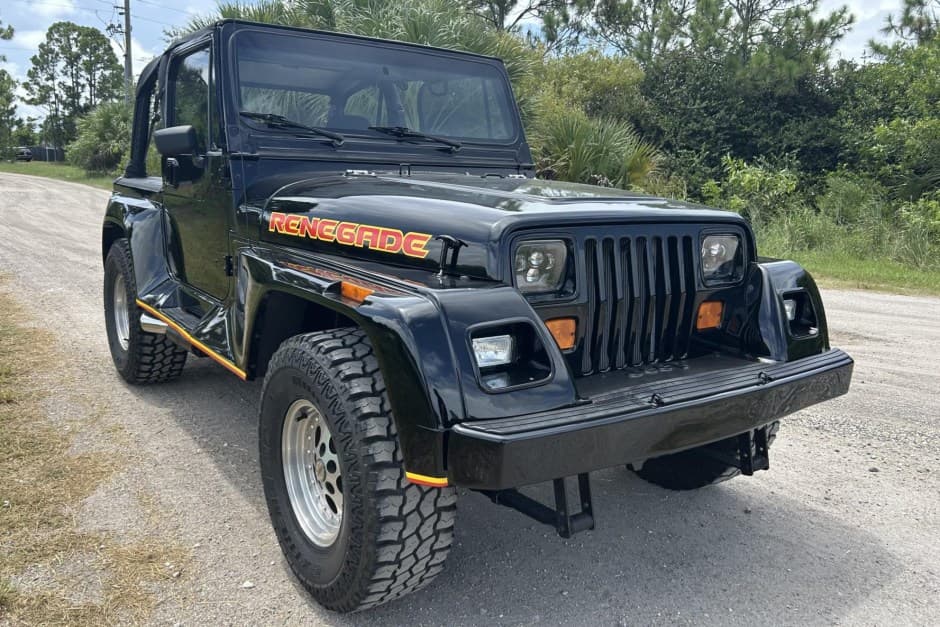 1992 Jeep Wrangler YJ (1987-1995) sold for $5,000