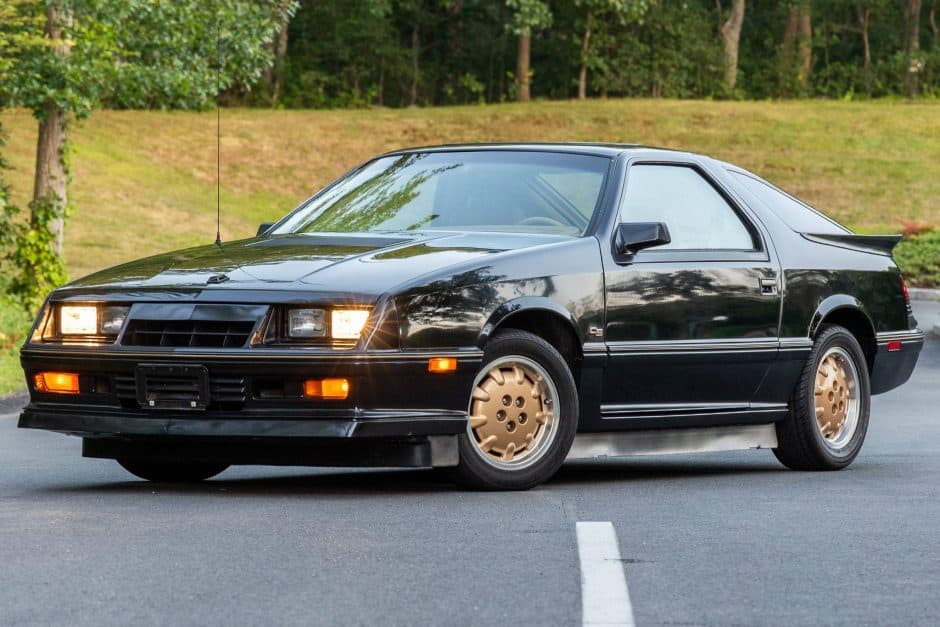 1986 Dodge Daytona & Chrysler Laser sold for $12,500