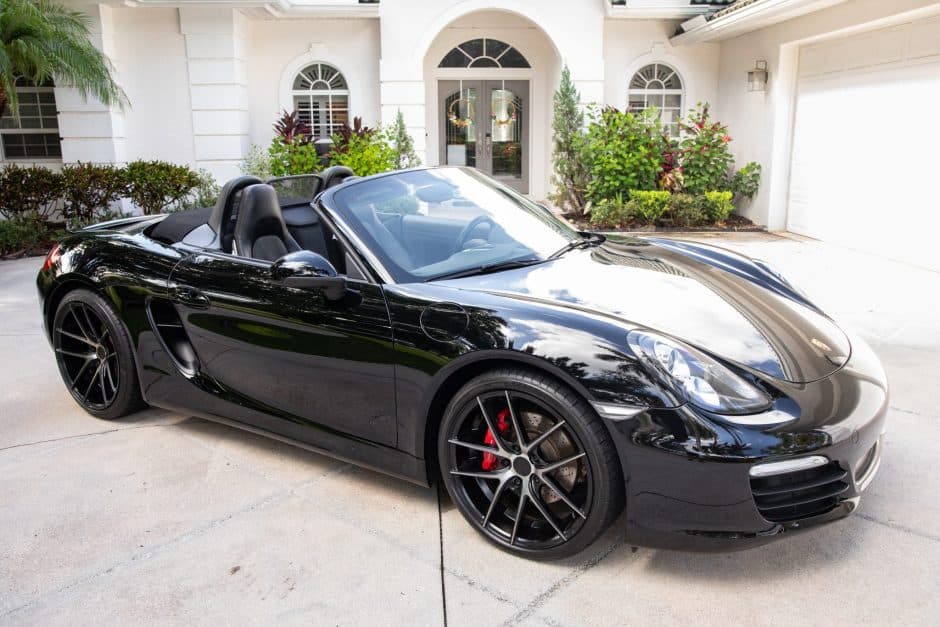 2015 Porsche 981 Boxster sold for $45,500