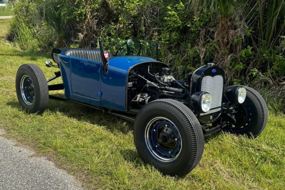 0 Ford Hot Rod sold for $7,600