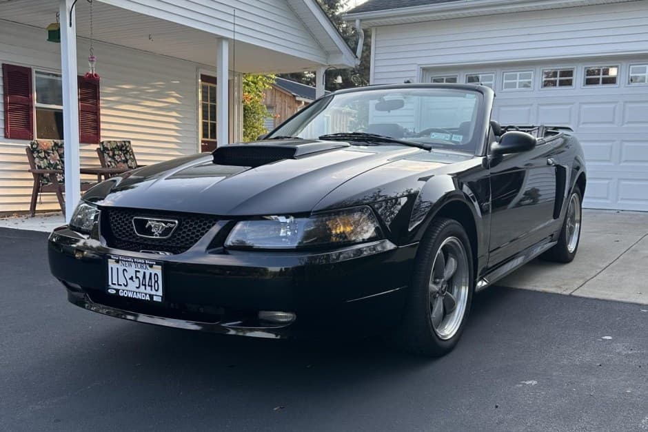 2002 Ford Mustang SN95 1994-2004 sold for $15,000