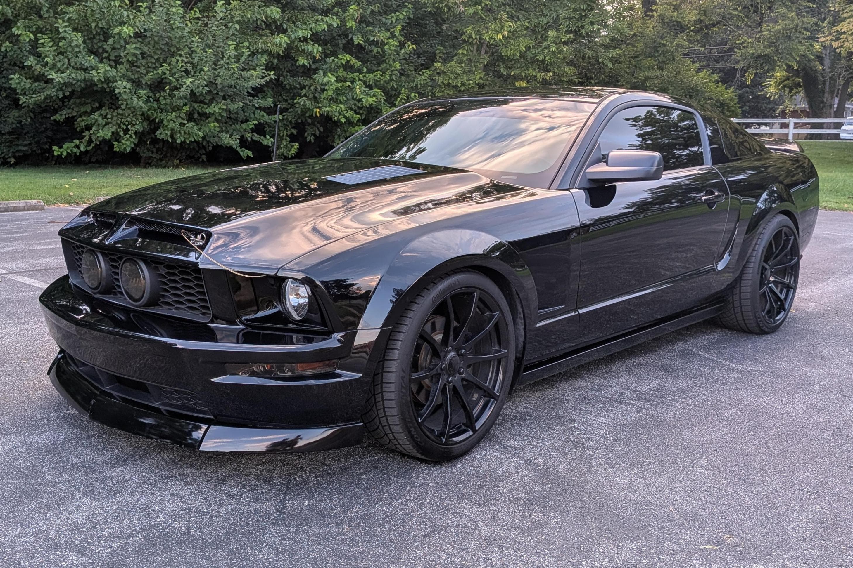 2005 Ford Mustang sold for $8,800