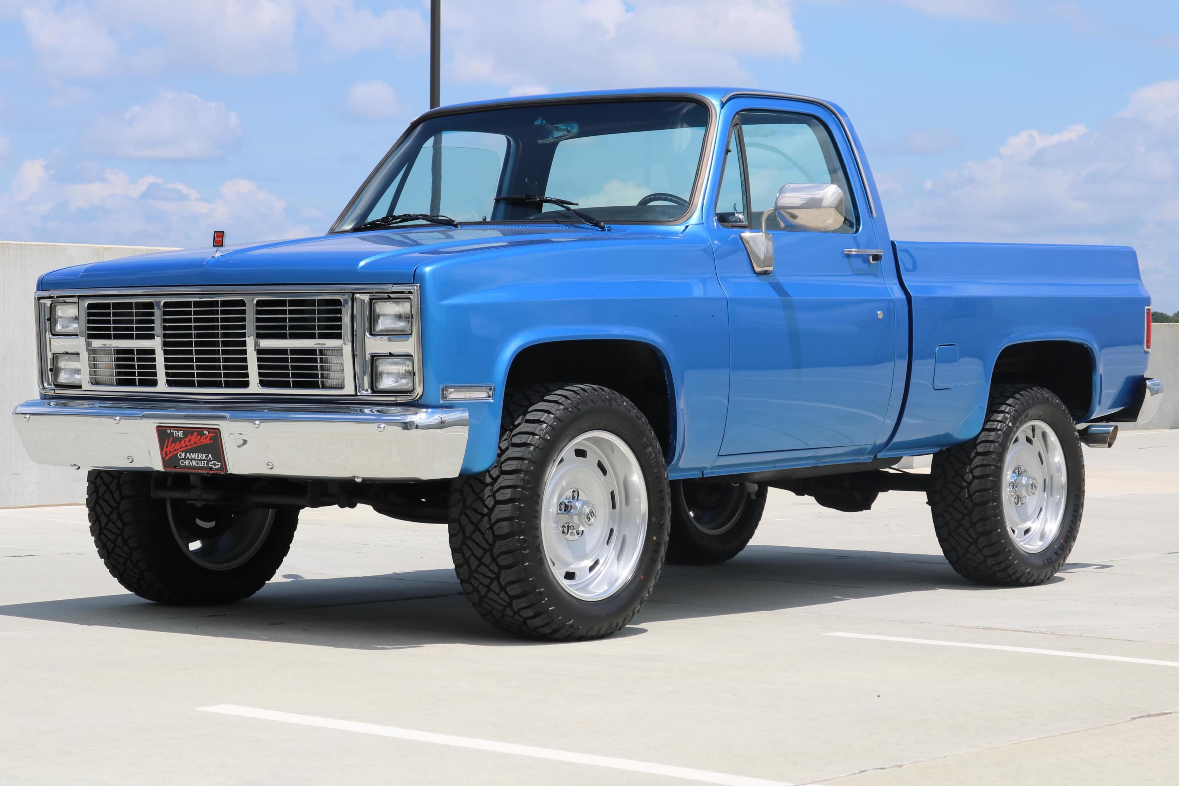 1985 GMC Sierra sold for $18,250