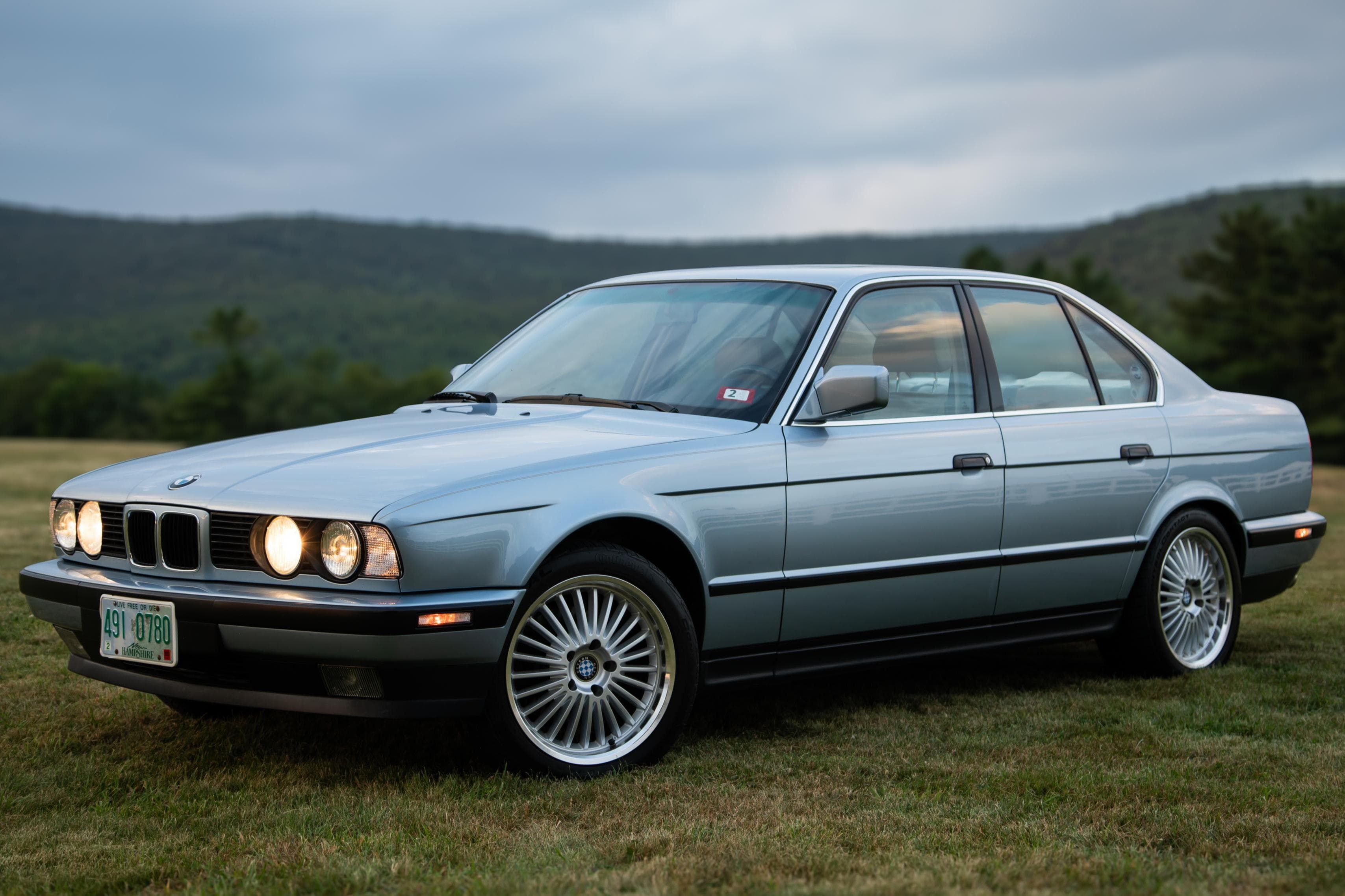 1990 BMW 5 Series sold for $13,700
