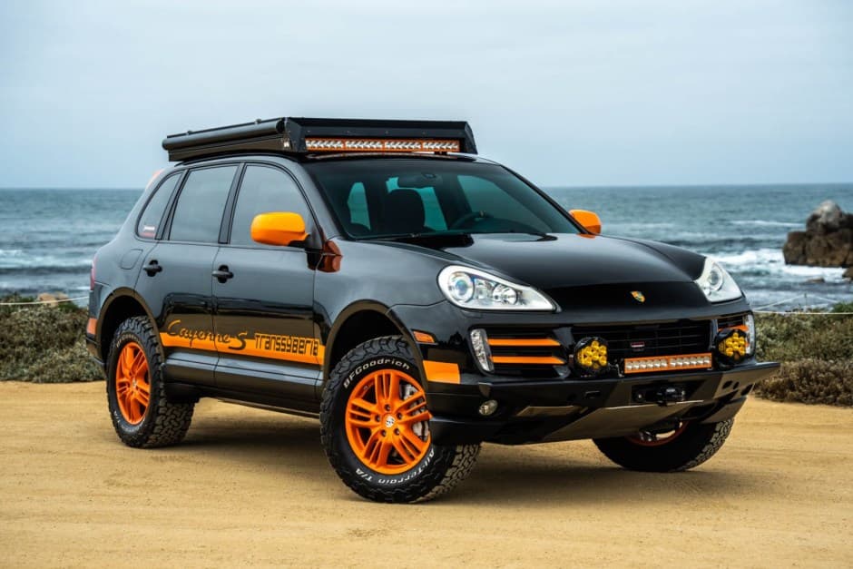 2010 Porsche 955/957 Cayenne (2003-2010) sold for $44,000
