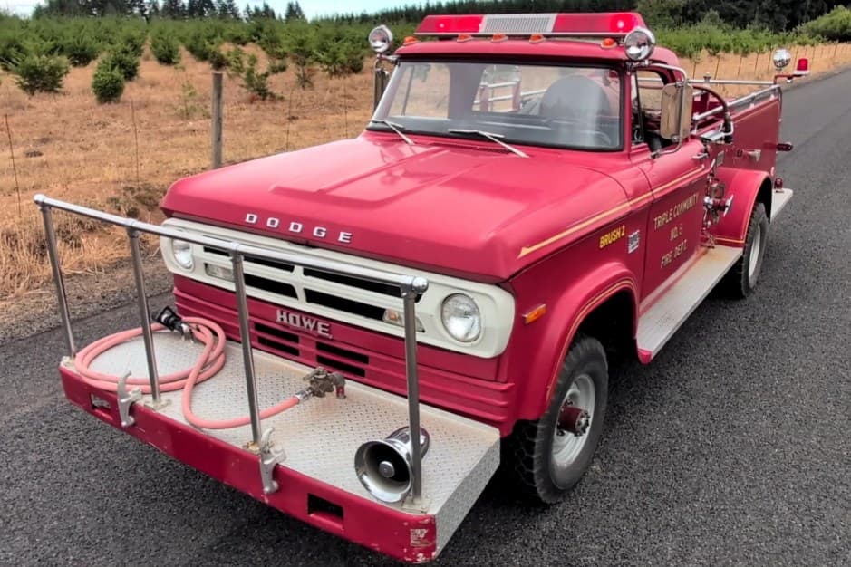 1971 Dodge Power Wagon sold for $25,000