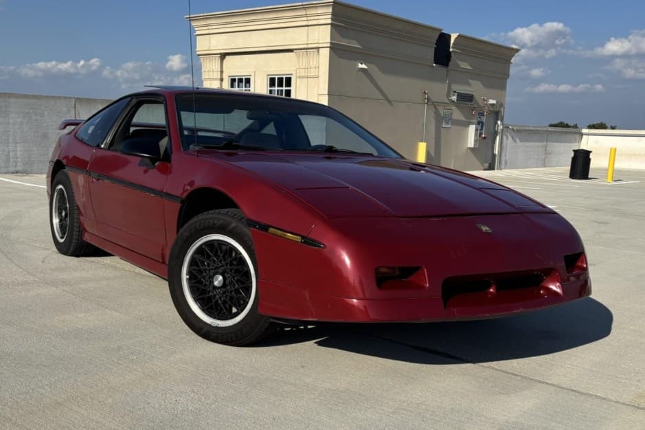 1988 Pontiac Fiero sold for $6,500