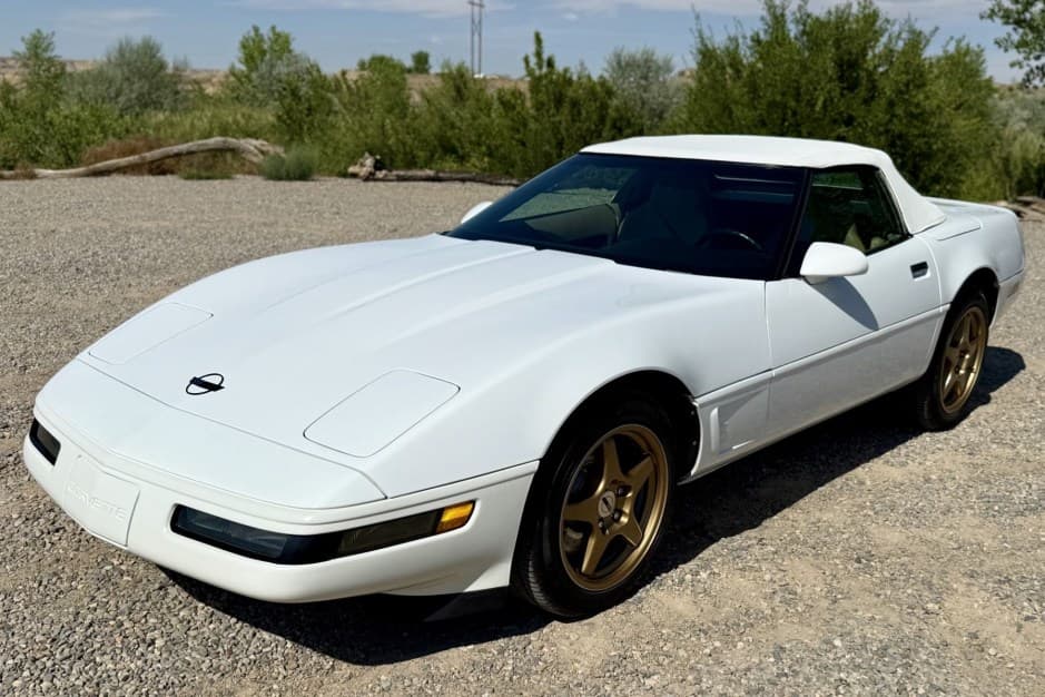 1996 Chevrolet Corvette C4 Convertible (1992-1996) sold for $14,500