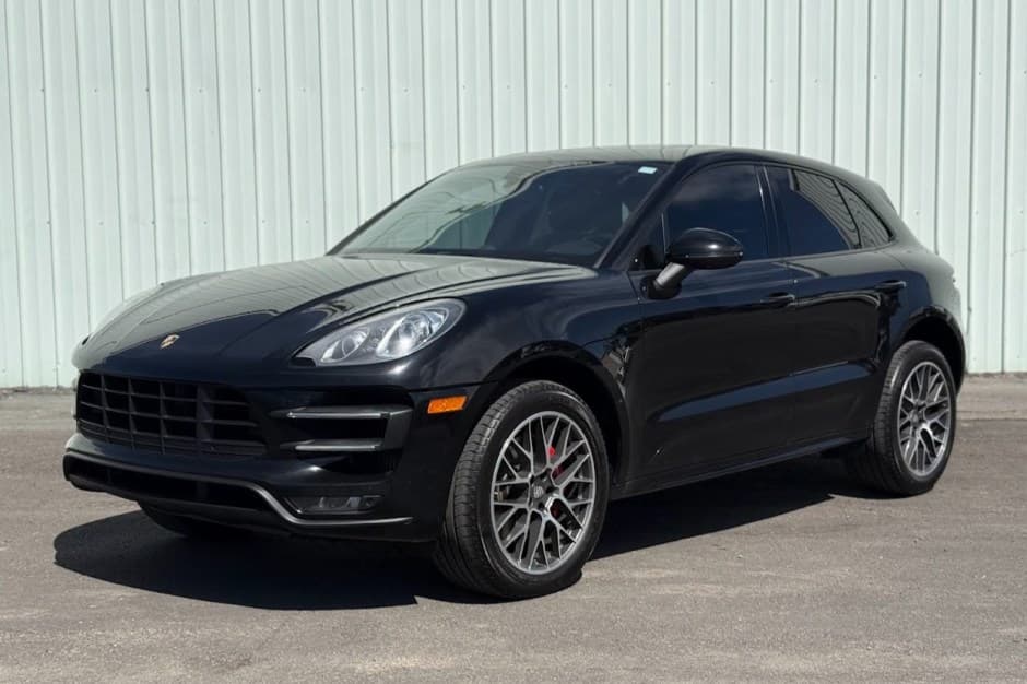 2015 Porsche Macan sold for $15,250
