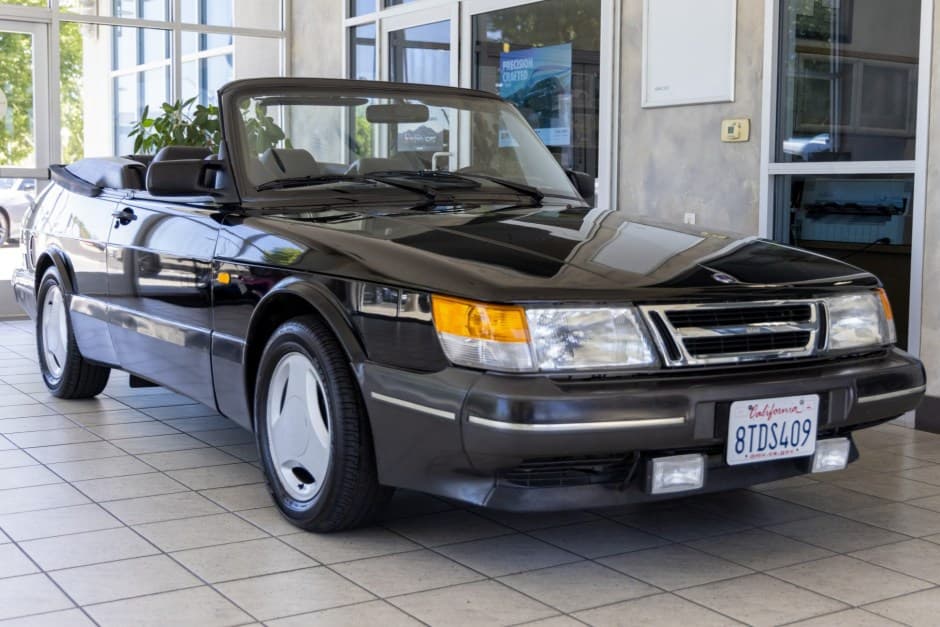 1988 Saab 900 sold for $20,000