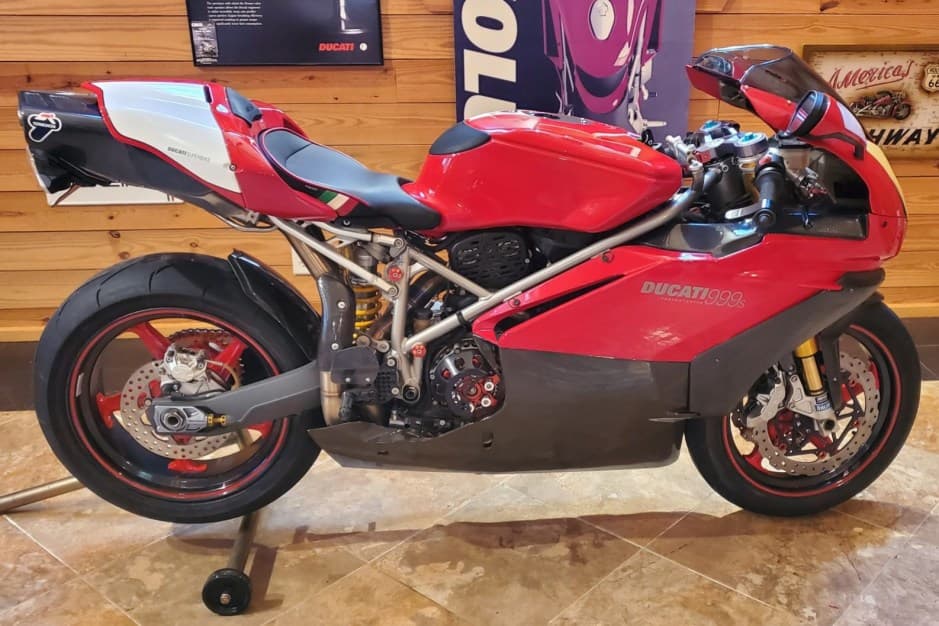2003 Ducati 999 sold for $7,799