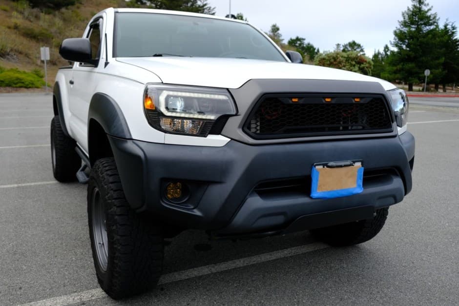 2014 Toyota Tacoma (N2X0 2005-2015) sold for $15,750