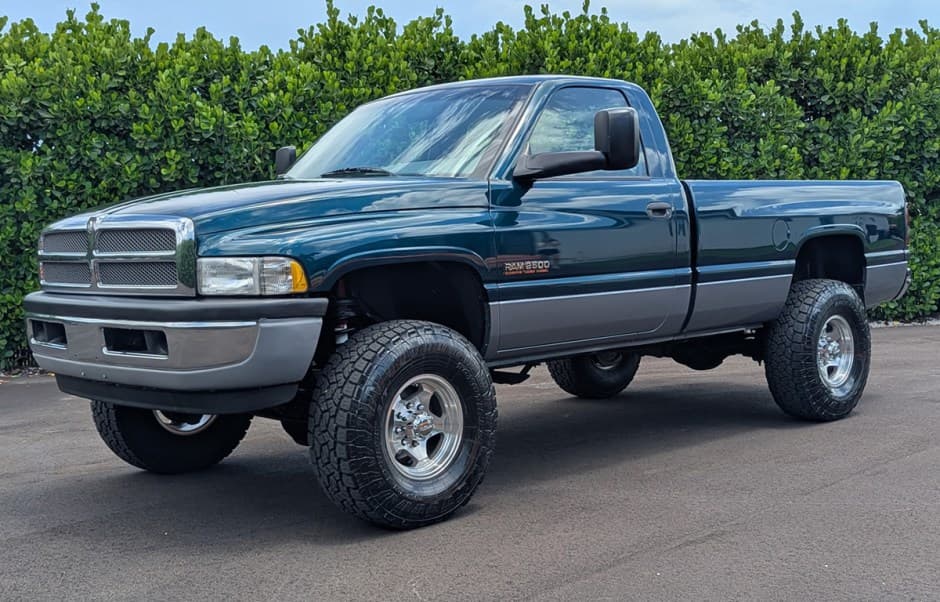 1994 Dodge Ram HD (1994-2002) sold for $32,250