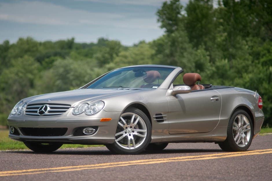 2007 Mercedes-Benz R230 SL sold for $33,550