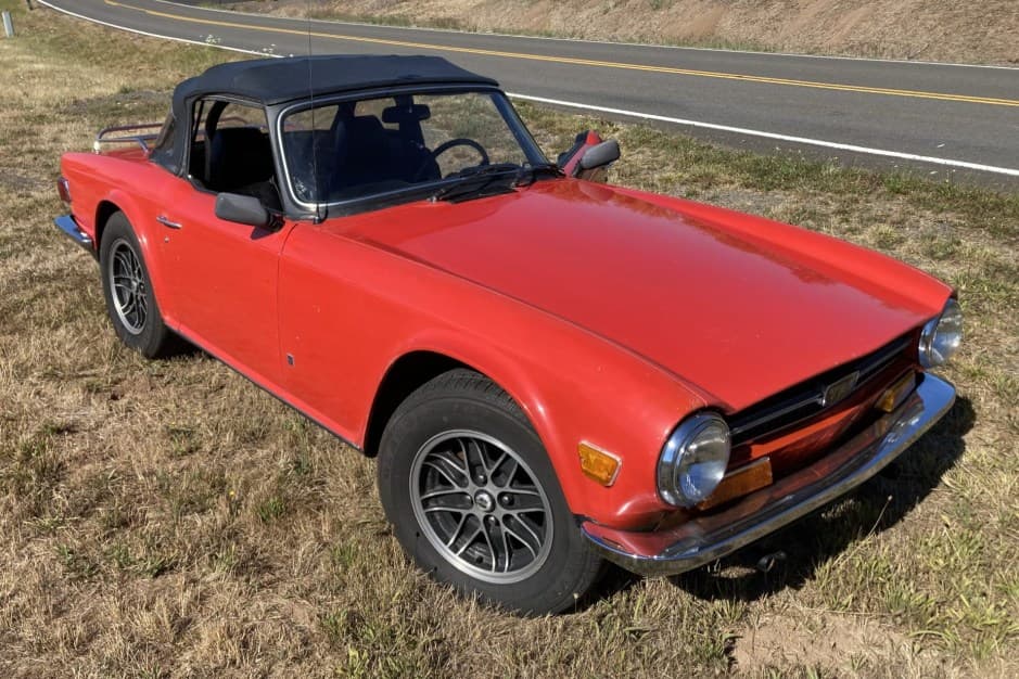 1972 Triumph TR6 sold for $7,000