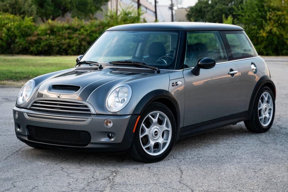 2003 Mini R53 Cooper S sold for $11,000