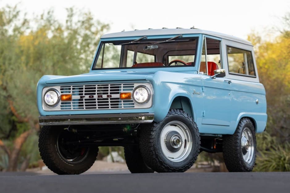 1974 Ford Bronco U13/U14/U15 1966-1977 sold for $126,000
