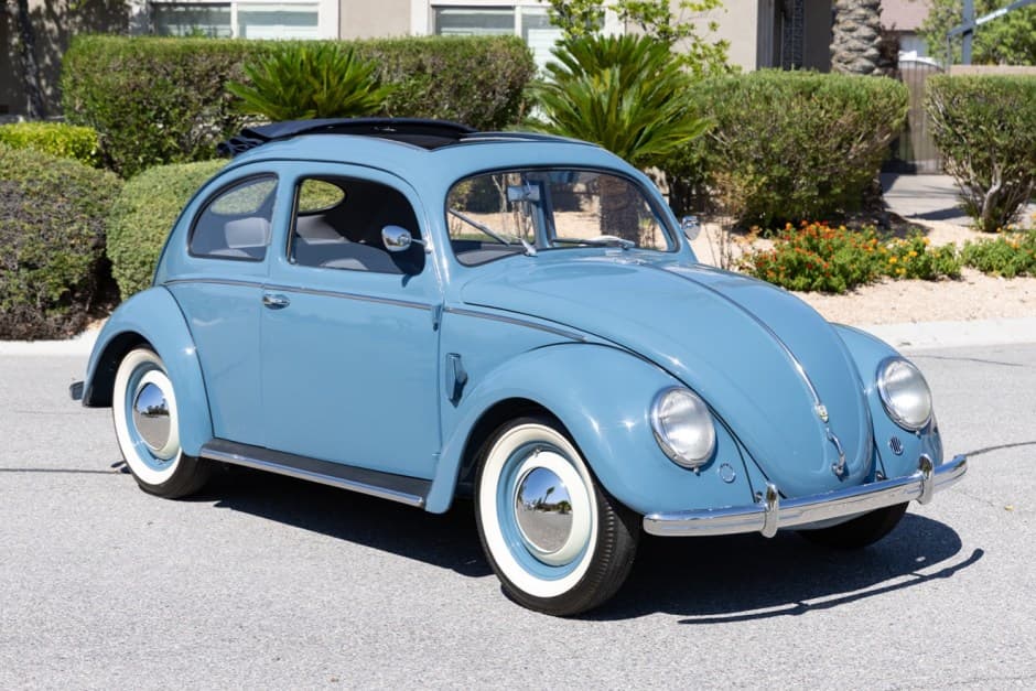 1952 Volkswagen Beetle (Split Window) sold for $56,500