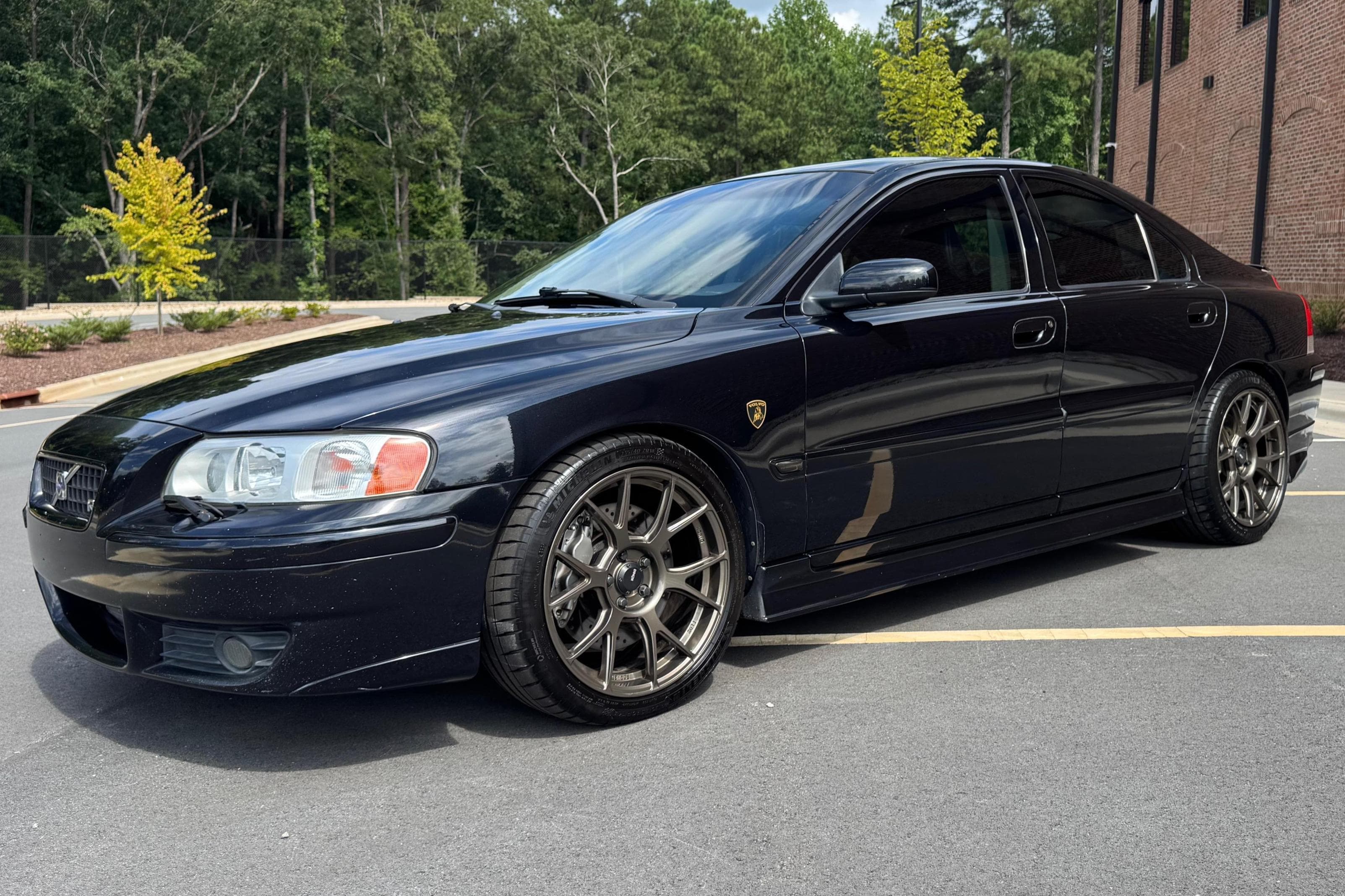 2006 Volvo S60 sold for $9,000