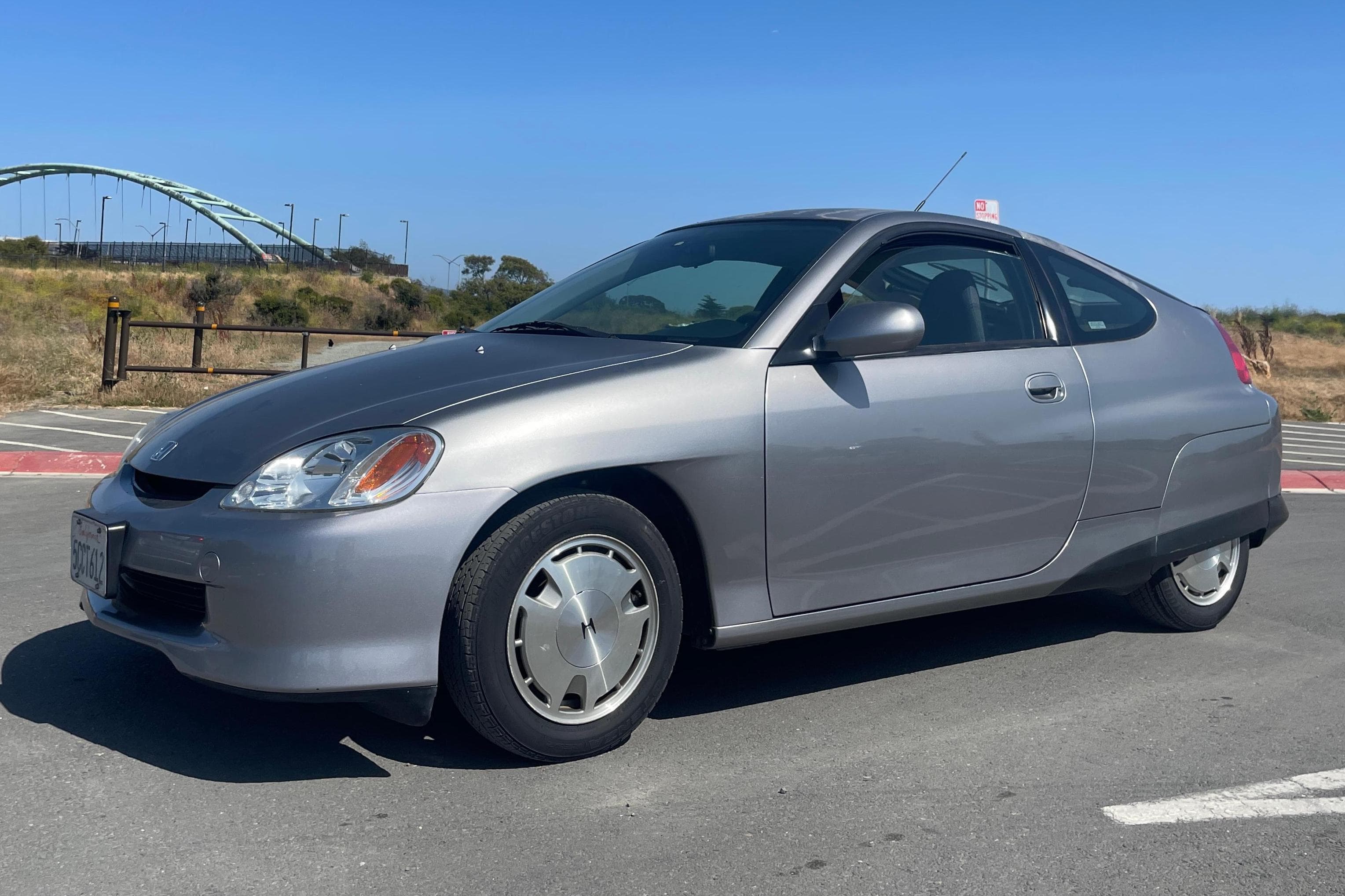 2003 Honda Insight sold for $7,632