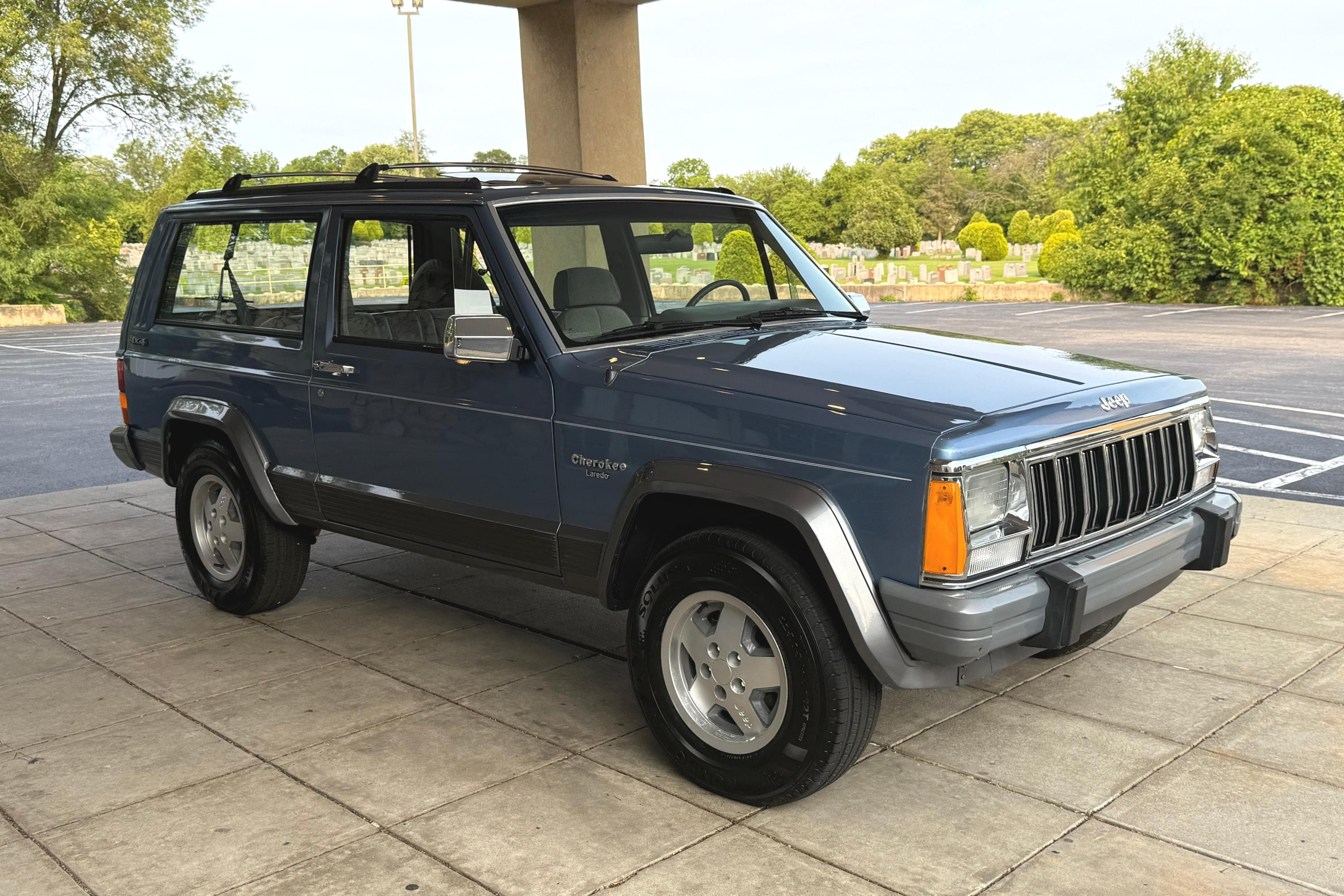 1992 Jeep Cherokee sold for $11,500