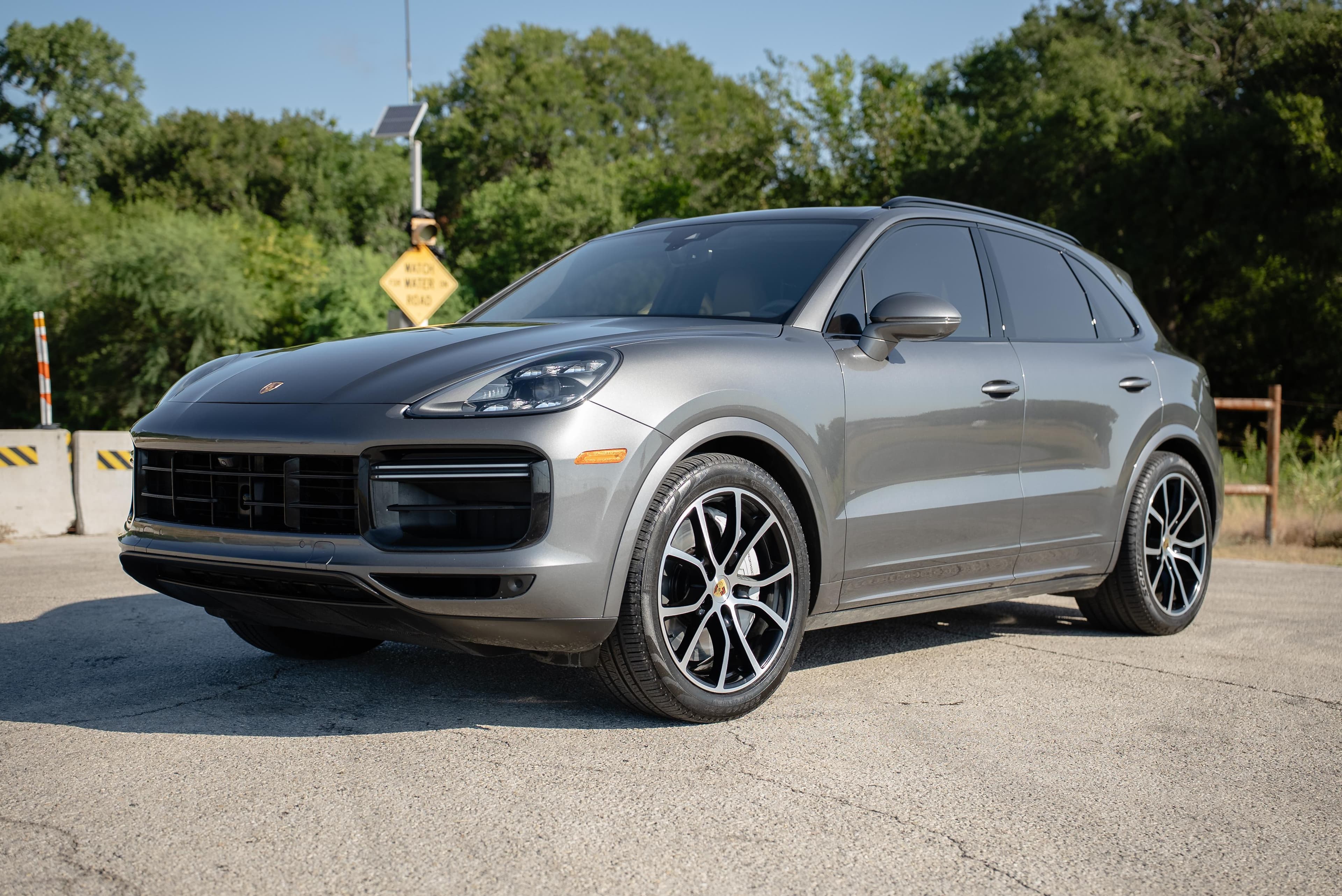 2021 Porsche Cayenne sold for $65,000