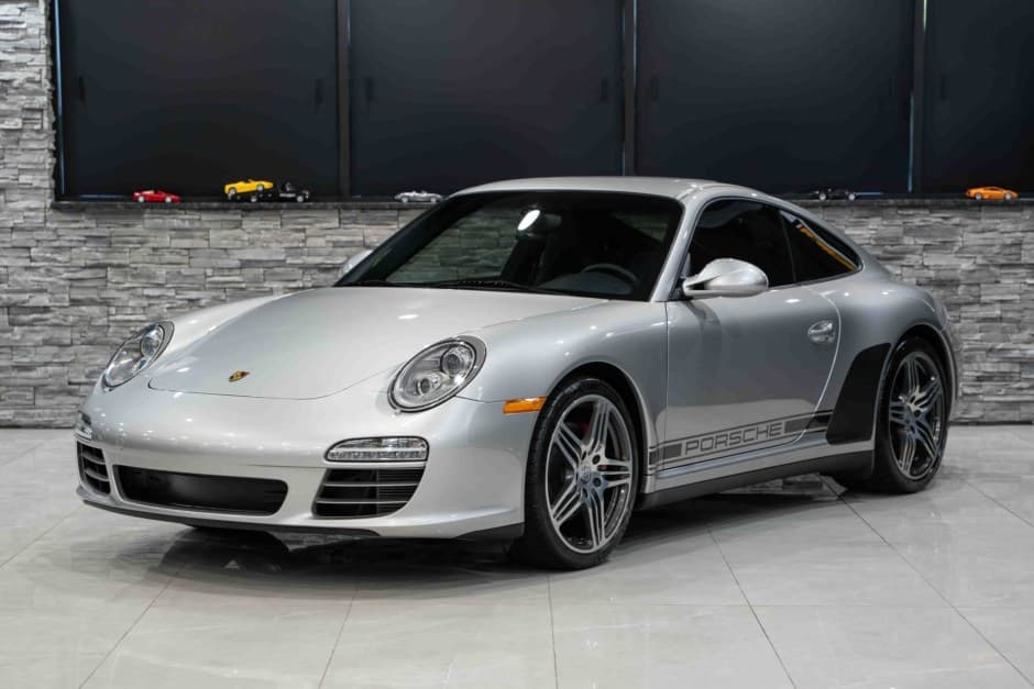 2010 Porsche 997 911 (Non-Turbo/GT2/GT3) sold for $85,000