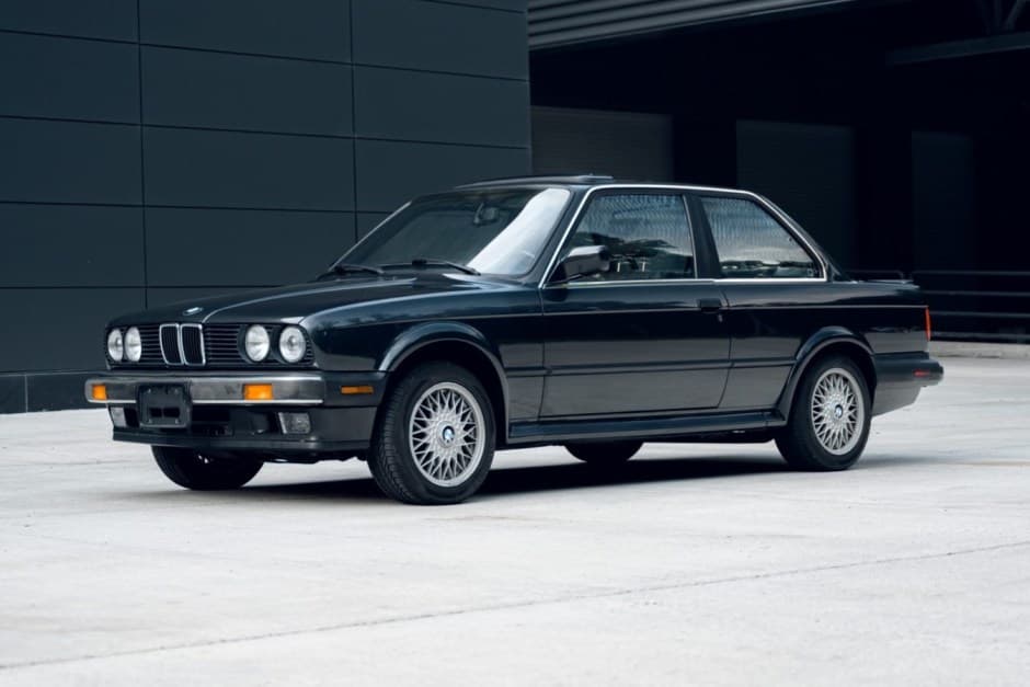 1988 BMW E30 3-Series Coupe sold for $15,750