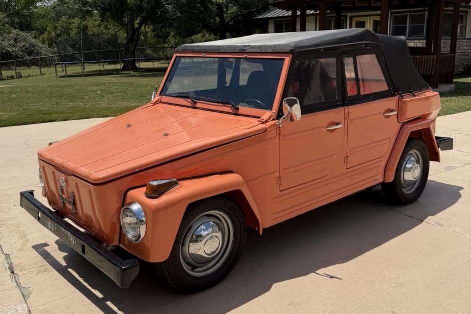 1977 Volkswagen Thing sold for $13,000