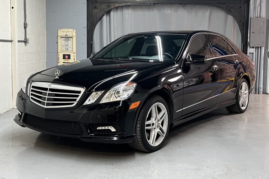 2011 Mercedes-Benz W212 E-Class sold for $12,001
