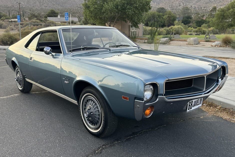 1968 AMC Javelin sold for $23,253